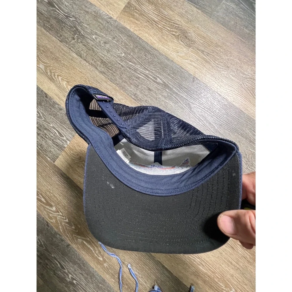 Patagonia Trucker Hat Mens OSFA Navy White‎ Fitz Roy Trout Snapback Mesh Cap